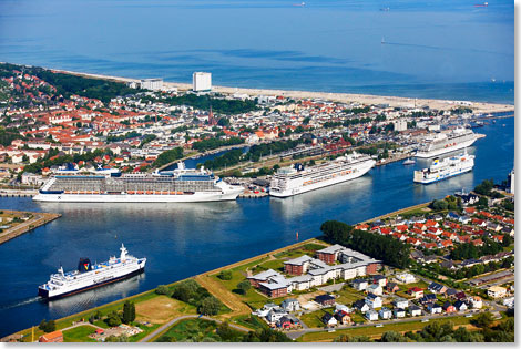 Ein Dreifach-Anlauf in Warnemnde.